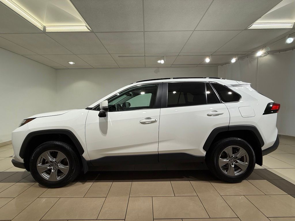 Thumbnail: 2025 Toyota RAV4 - 2