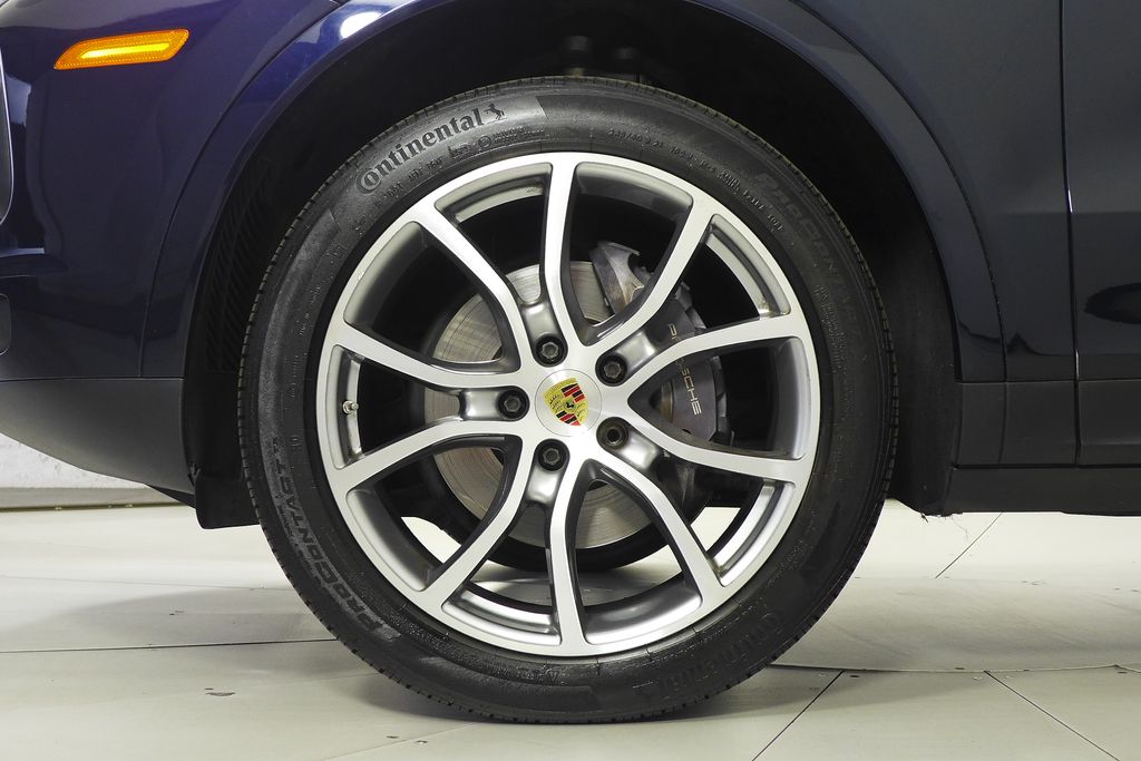 Thumbnail: 2019 Porsche Cayenne - 5