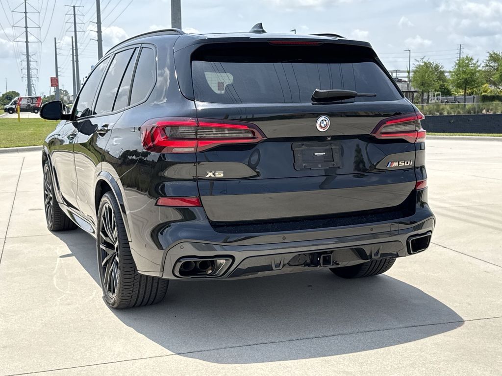 Thumbnail: 2023 BMW X5 - 10