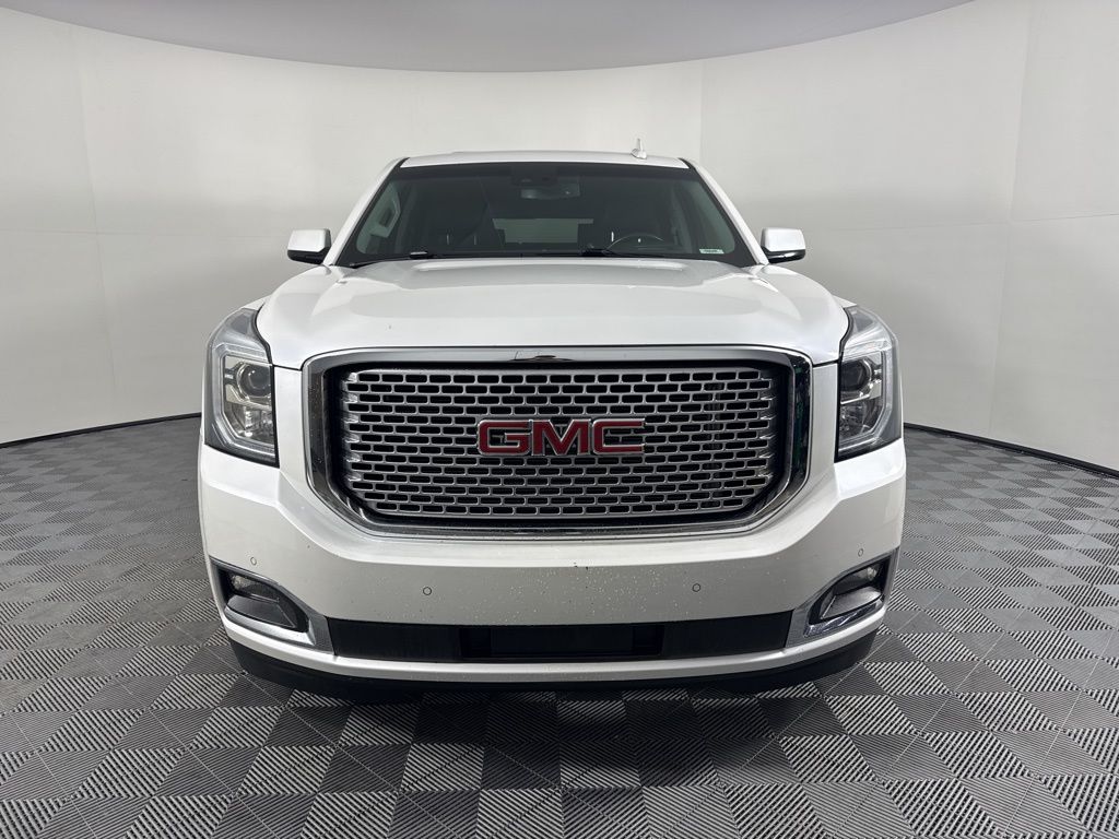 2016 GMC Yukon Denali 2