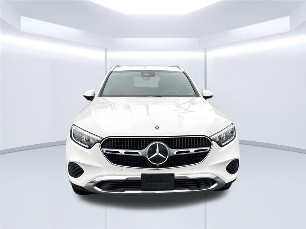 Thumbnail: 2025 Mercedes-Benz GLC - 8