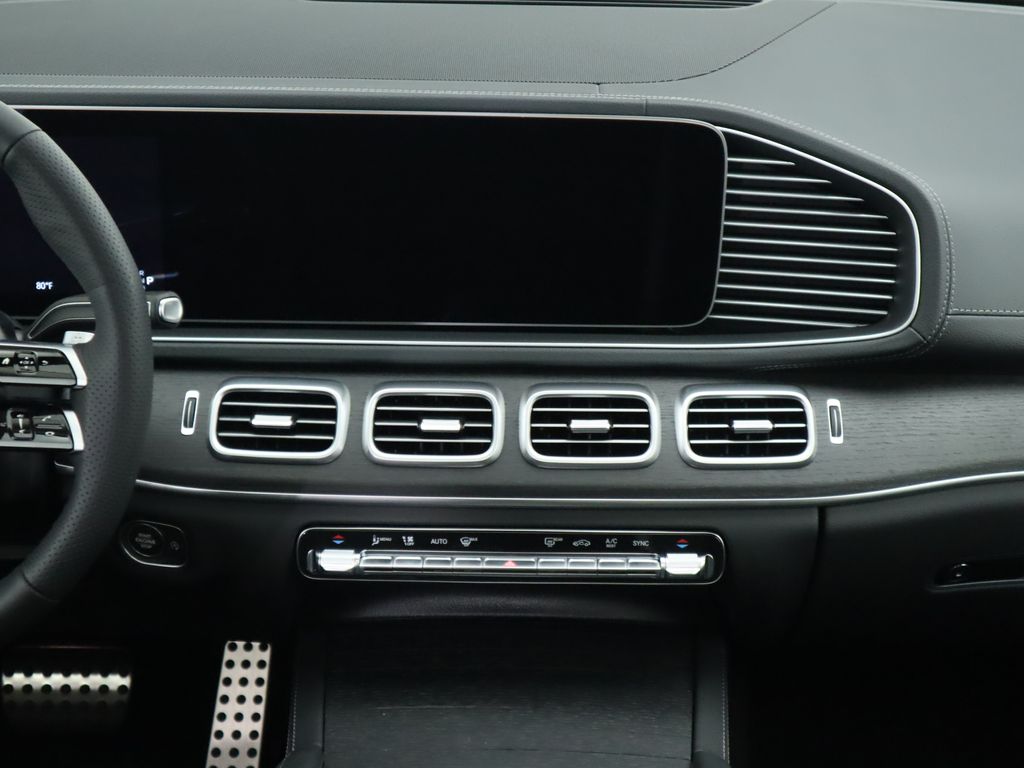 2025 Mercedes-Benz GLS 450 4MATIC 15