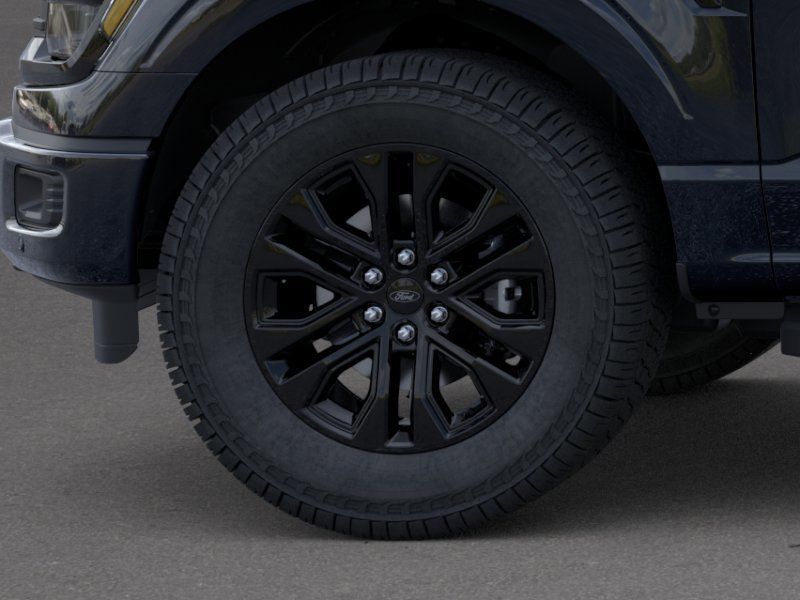 New 2025 Black Ford XLT image 19