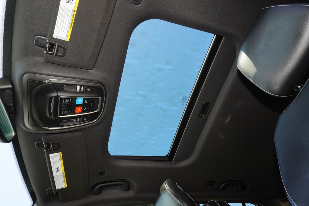 Used Car 2023 Jeep Grand Cherokee  Altitude For Sale Under $30,000 In Weatherford, Texas