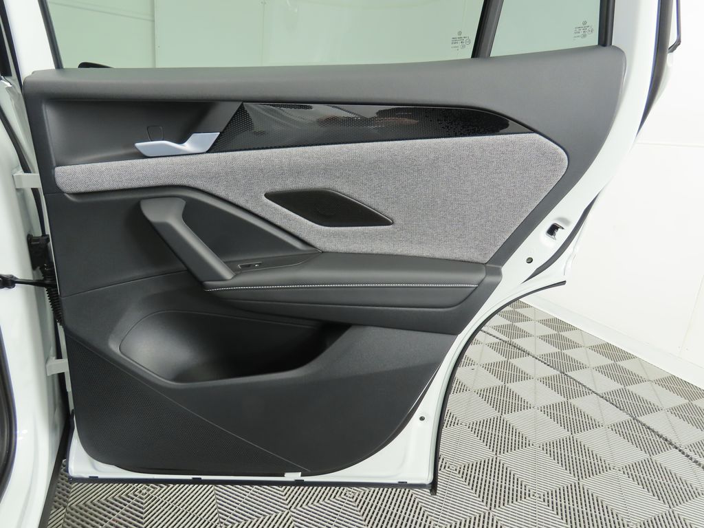 Thumbnail: 2026 Volkswagen Tiguan - 27