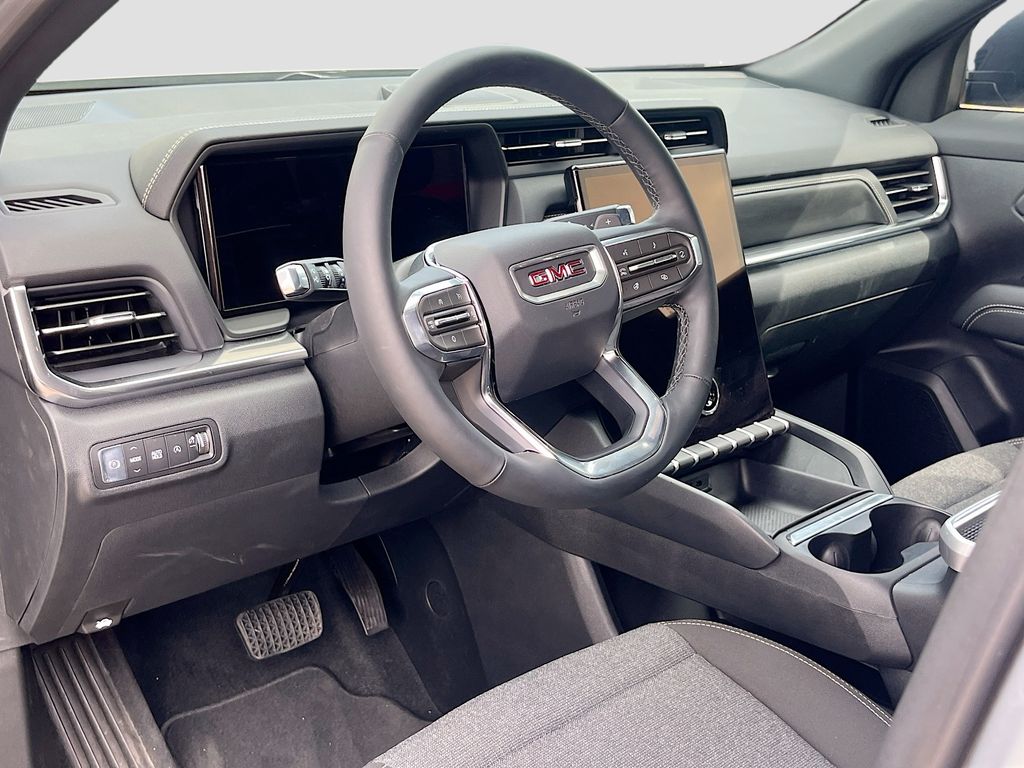 Used 2026 Silver GMC Elevation image 9