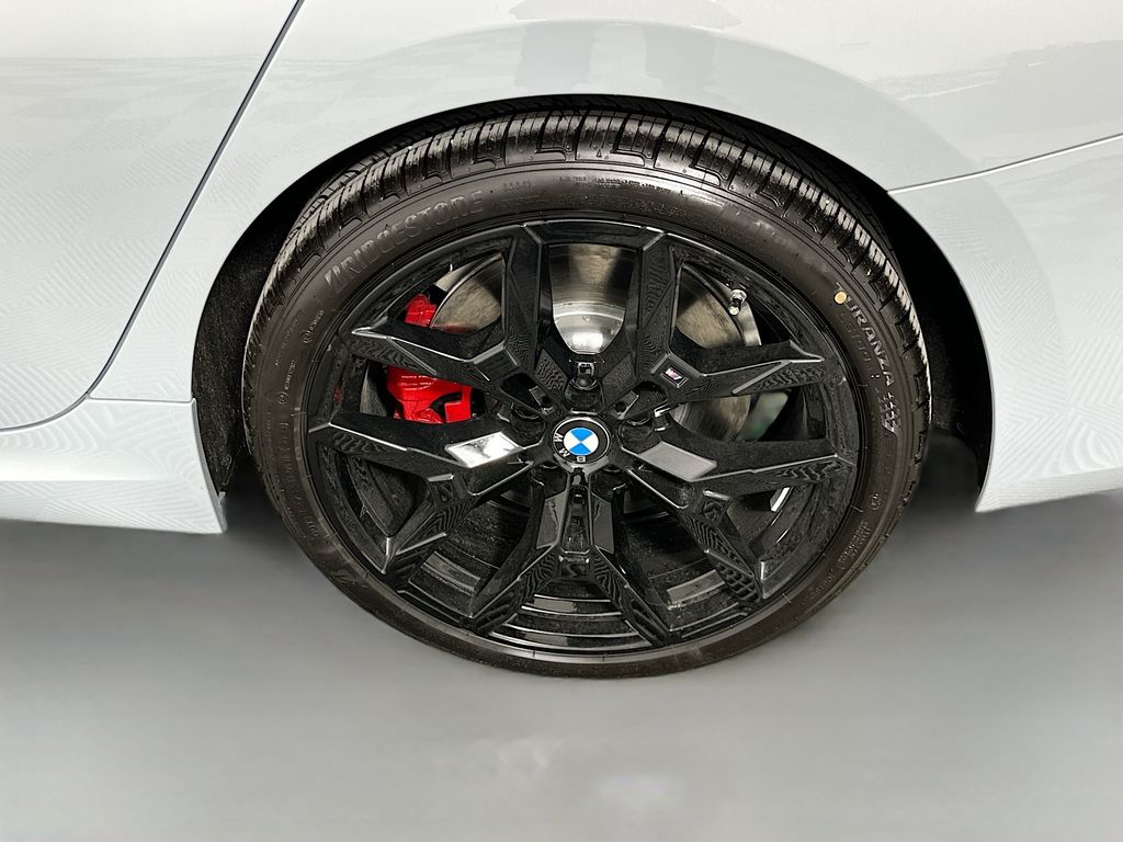 Thumbnail: 2025 BMW 3 Series - 23