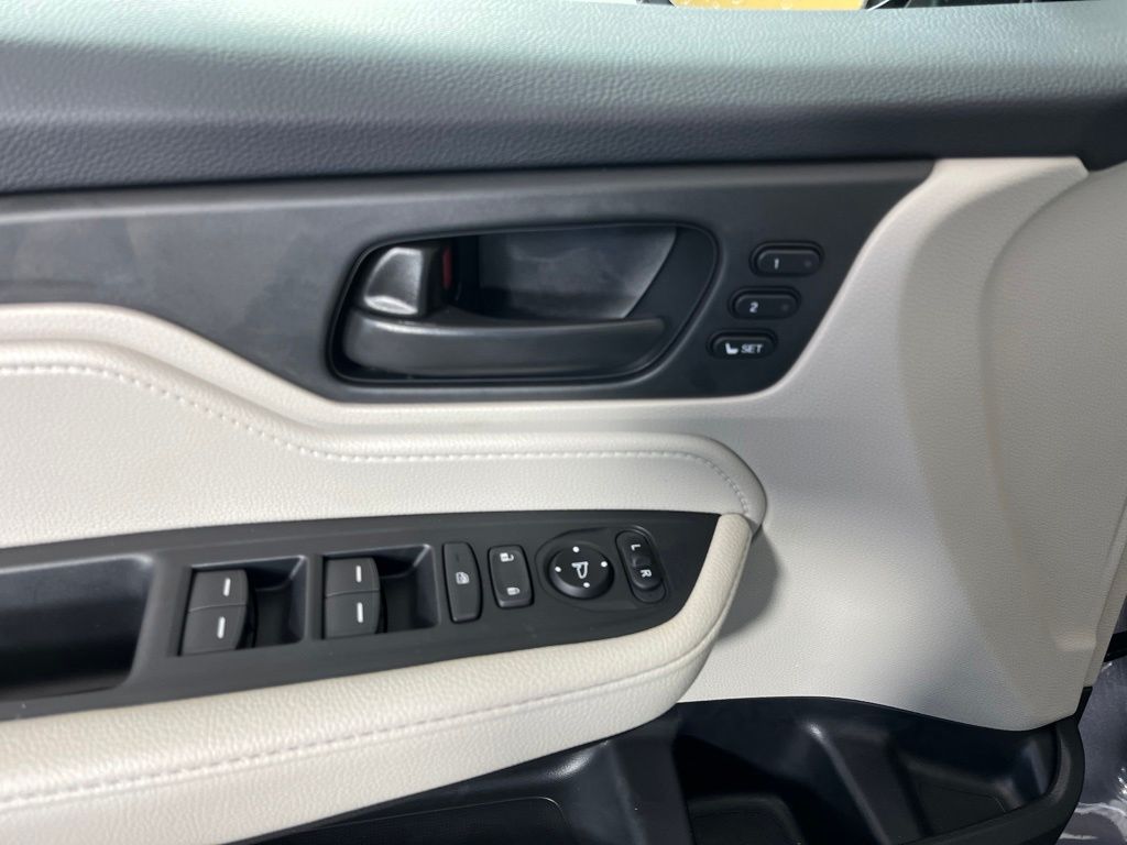 Thumbnail: 2026 Honda Odyssey - 28