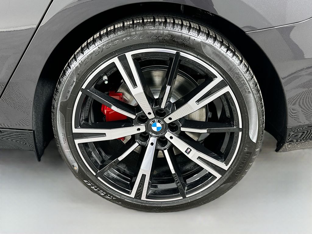 Thumbnail: 2027 BMW 5 Series - 23