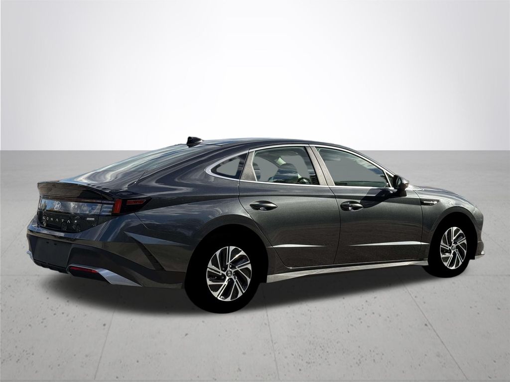 2026 Hyundai Sonata Hybrid Blue
