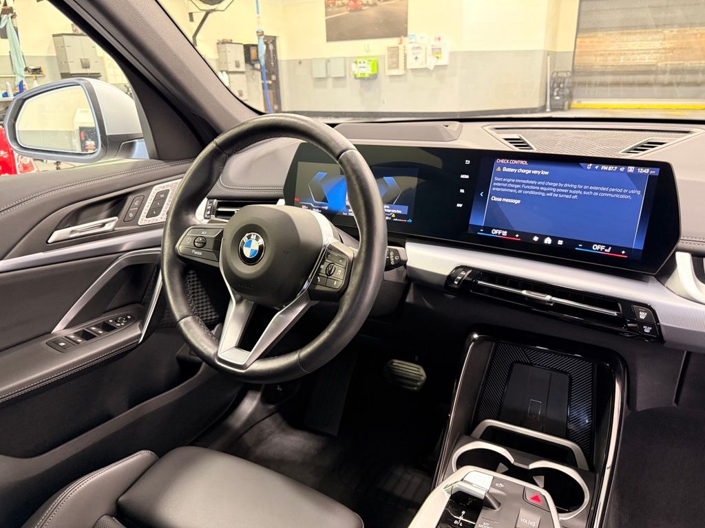 Thumbnail: 2024 BMW X1 - 30