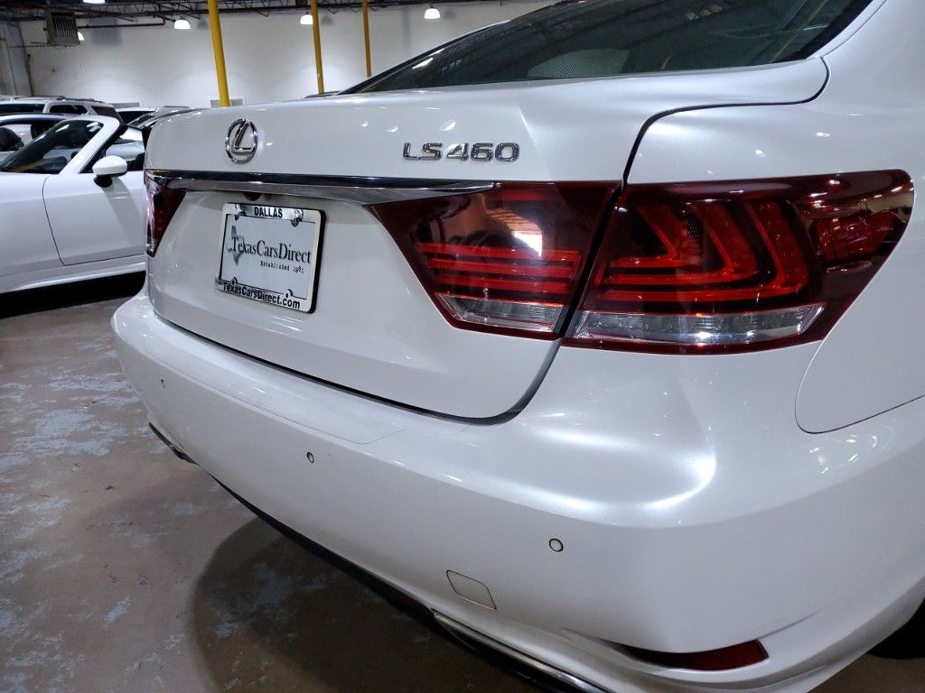 2016 Lexus LS 460 42