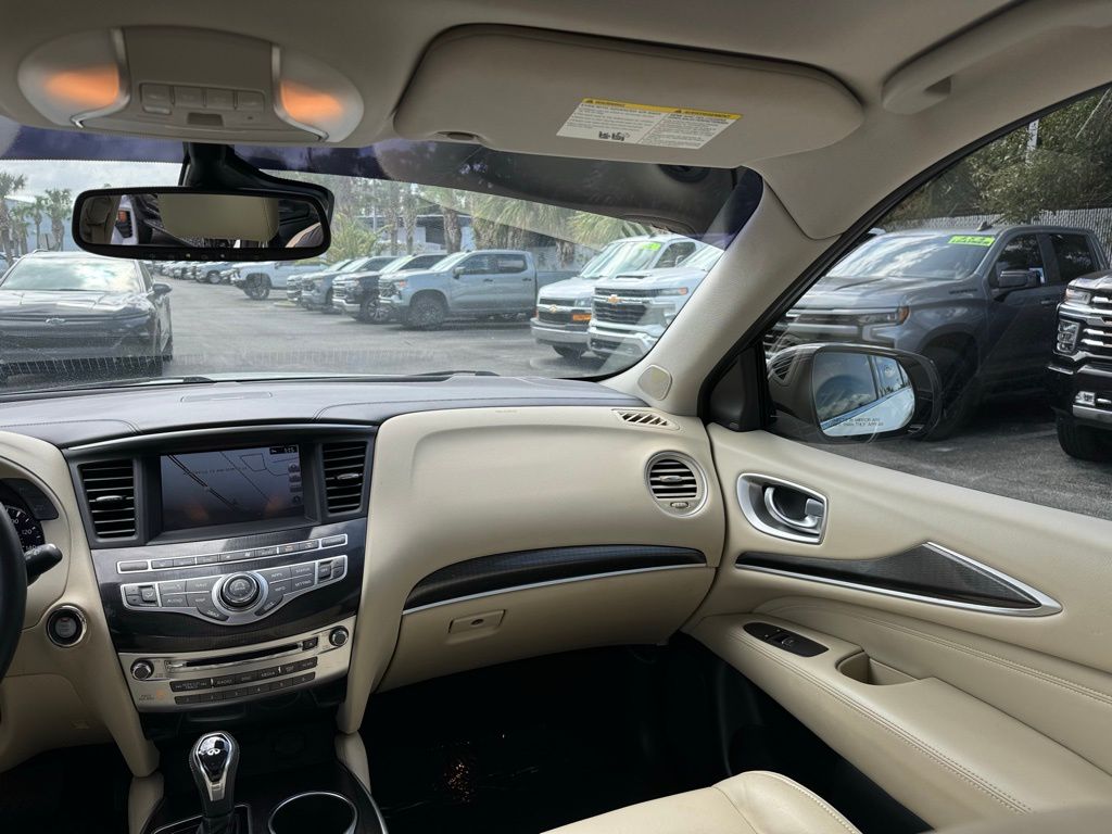 2019 INFINITI QX60 LUXE 24