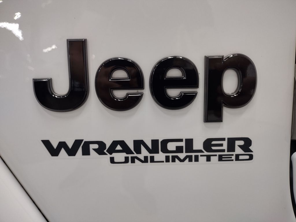 2020 Jeep Wrangler Unlimited Sahara High Altitude