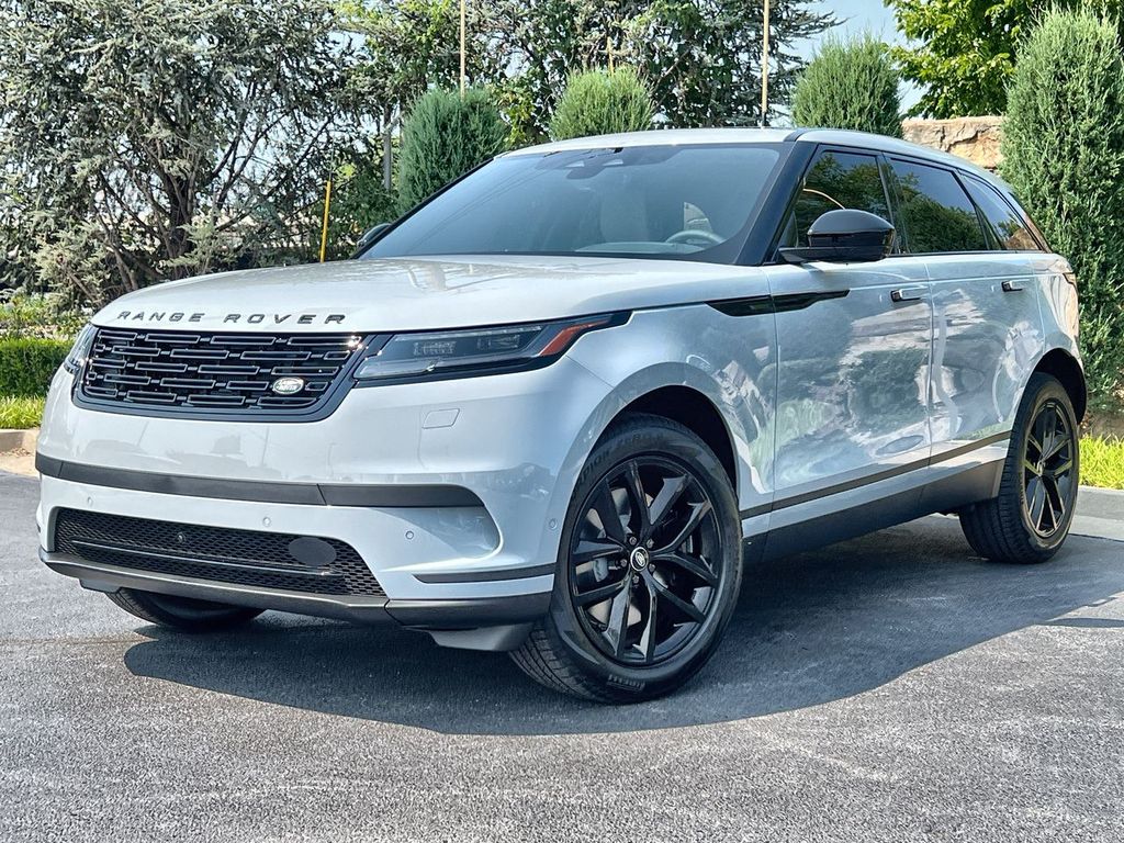 Arroios Gray Metallic 2026 Land Rover Range Rover Velar SUV / Crossover All-Wheel Drive 8-Speed Automatic