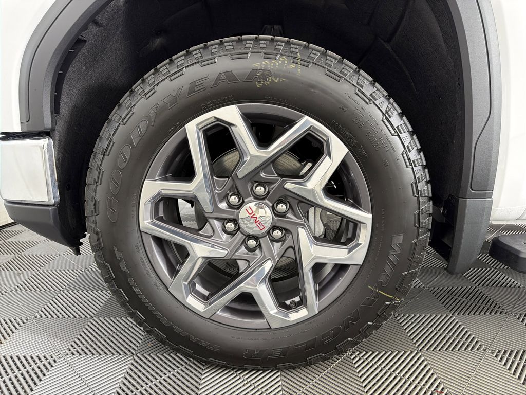 new 2026 GMC Sierra 1500 car, priced at $58,925