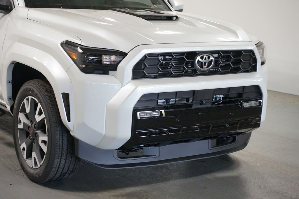 Thumbnail: 2026 Toyota 4Runner - 4