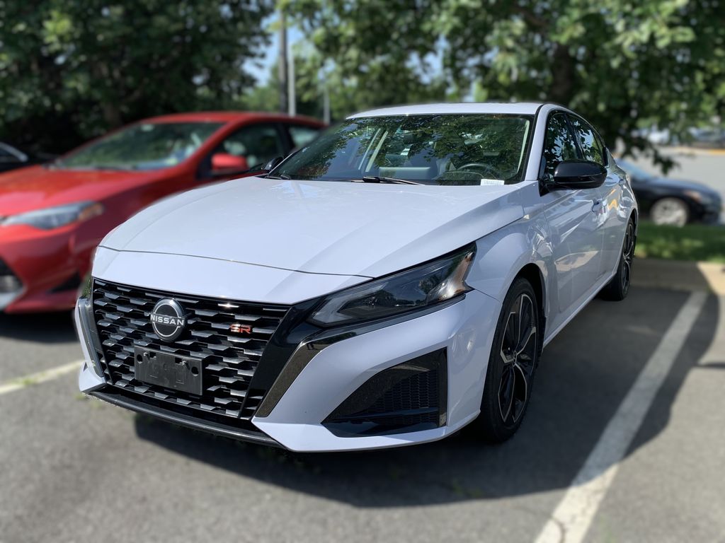 Thumbnail: 2023 Nissan Altima - 3