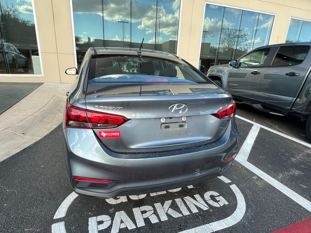 Thumbnail: 2019 Hyundai Accent - 4