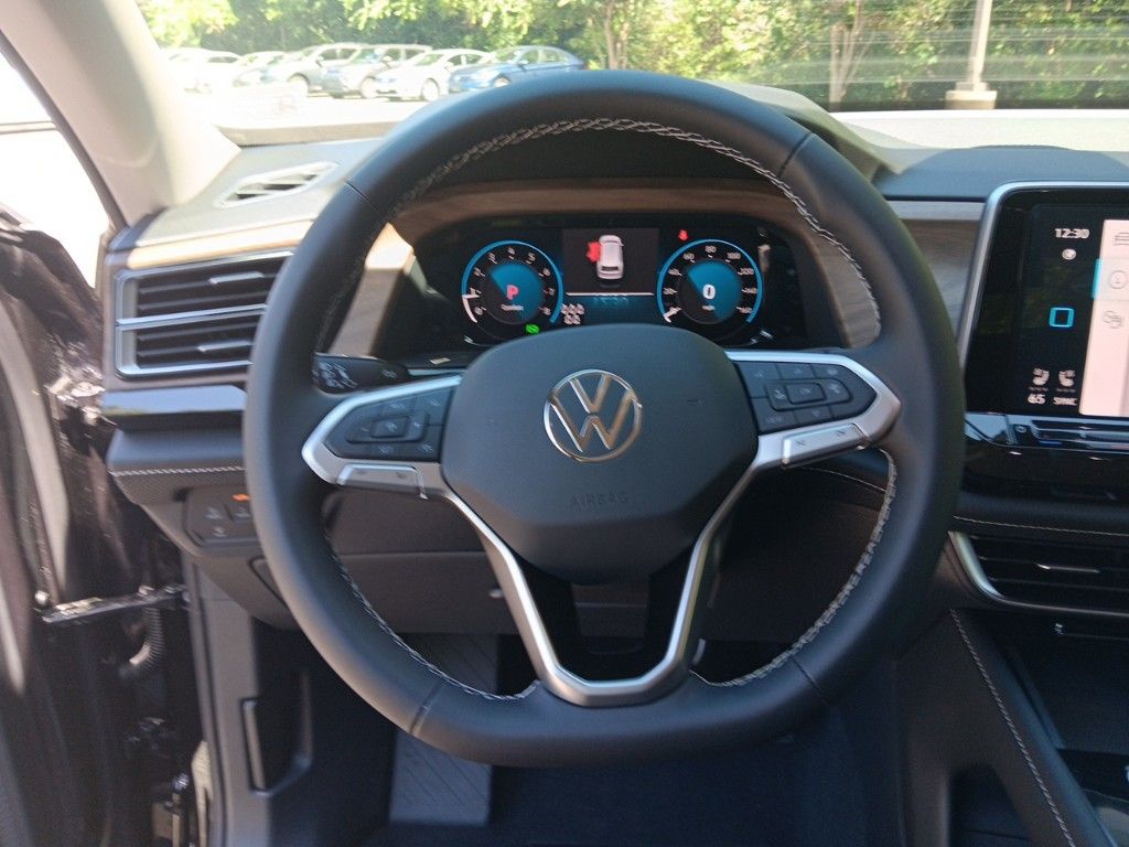 2024 Volkswagen Atlas 2.0T SE w/Technology 14