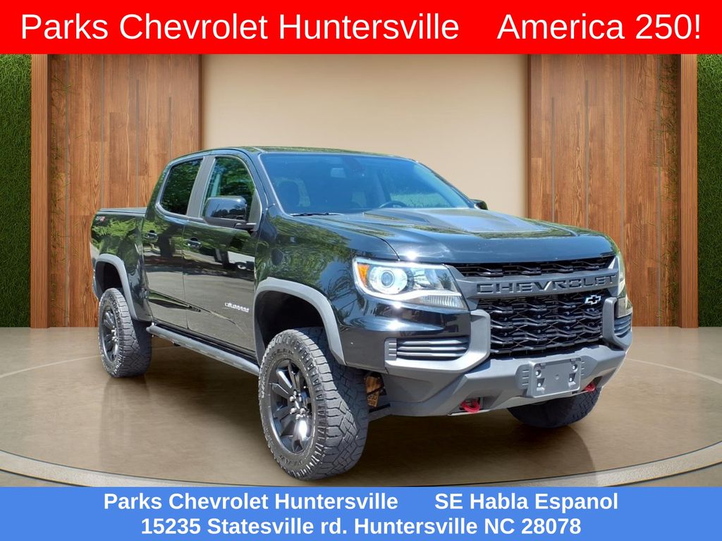 Black 2022 Chevrolet Colorado Pickup Truck Four-Wheel Drive 8-Speed Automatic