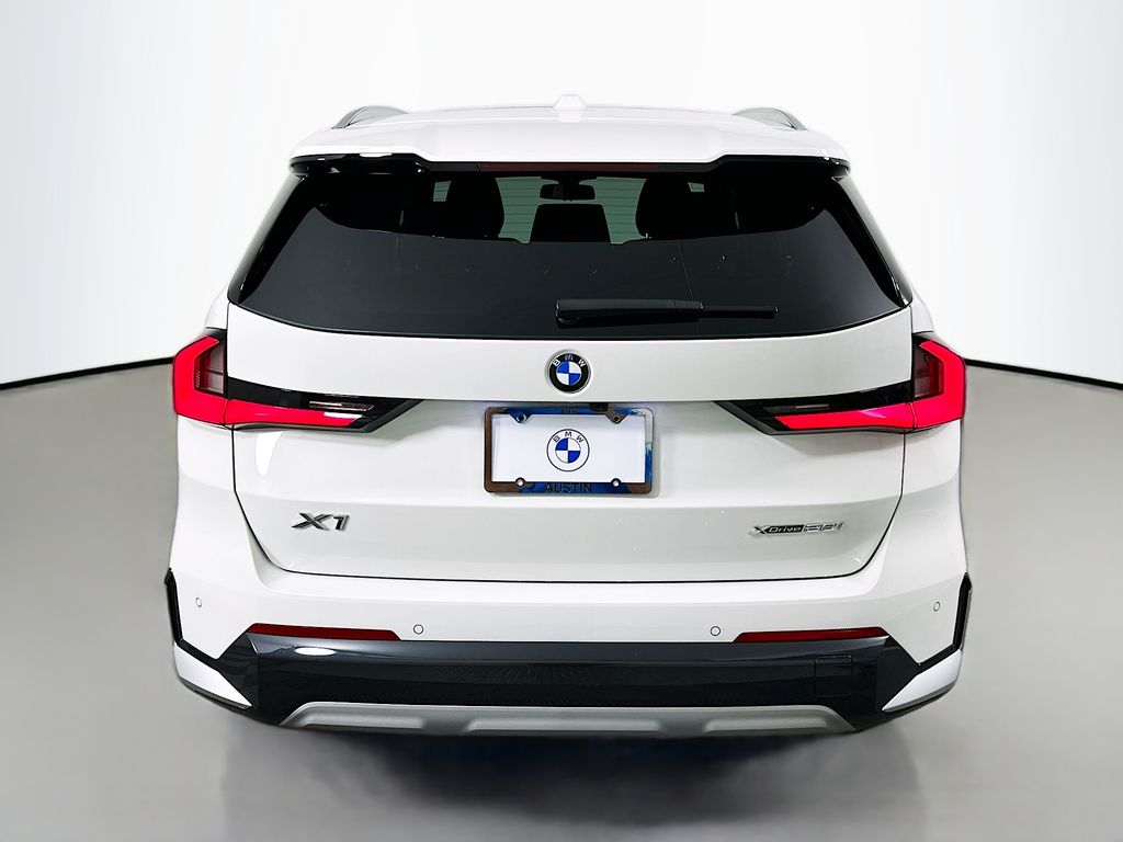 Thumbnail: 2025 BMW X1 - 6