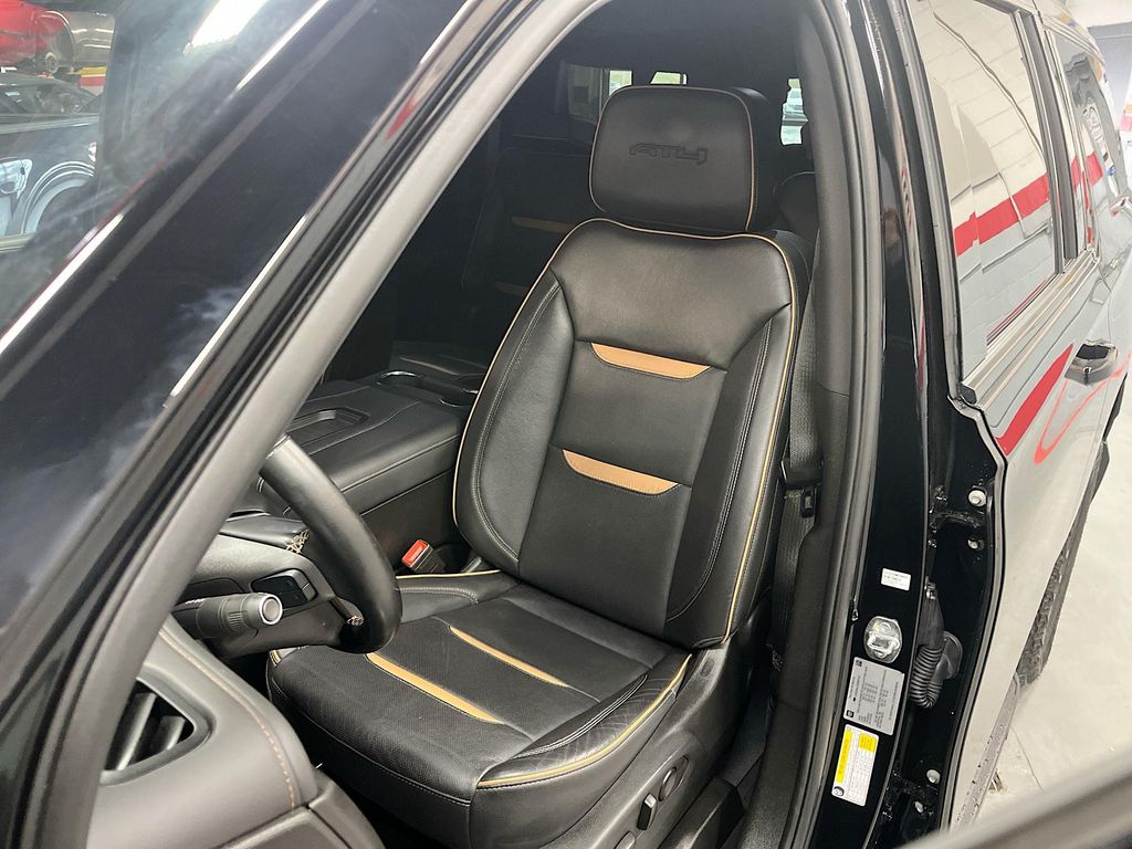 Used 2024 Onyx Black GMC AT4 image 20