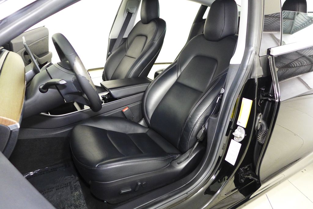 2019 Tesla Model 3 Standard Range 22