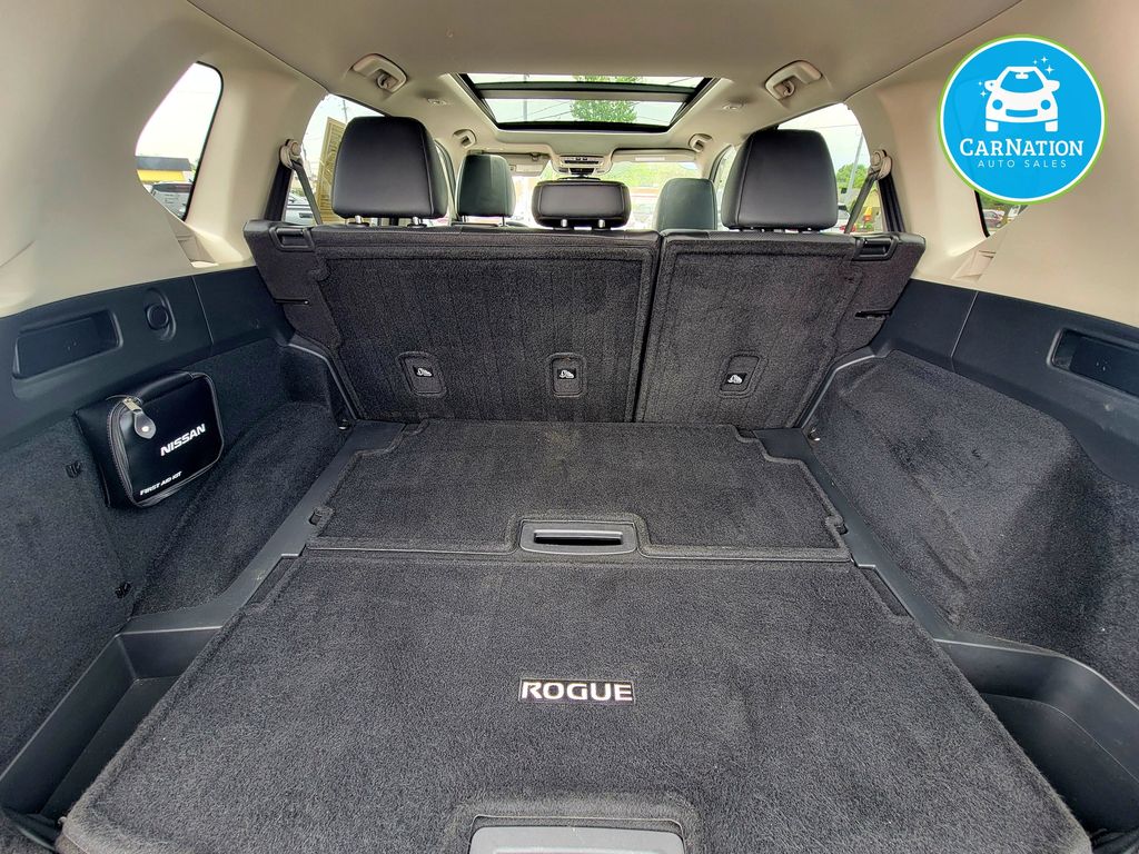 2021 Nissan Rogue Platinum - Photo 12