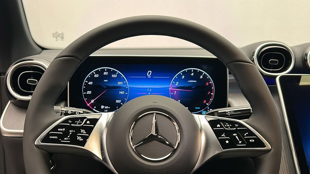2025 Mercedes-Benz GLC 300 14