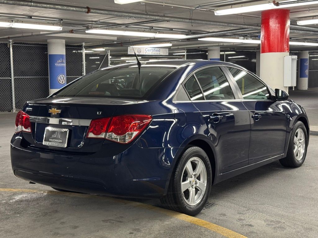 2011 Chevrolet Cruze 2LT 33