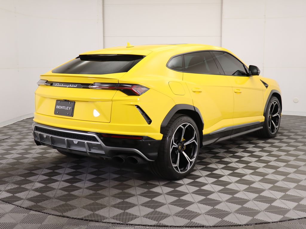 2019 Lamborghini Urus S 5