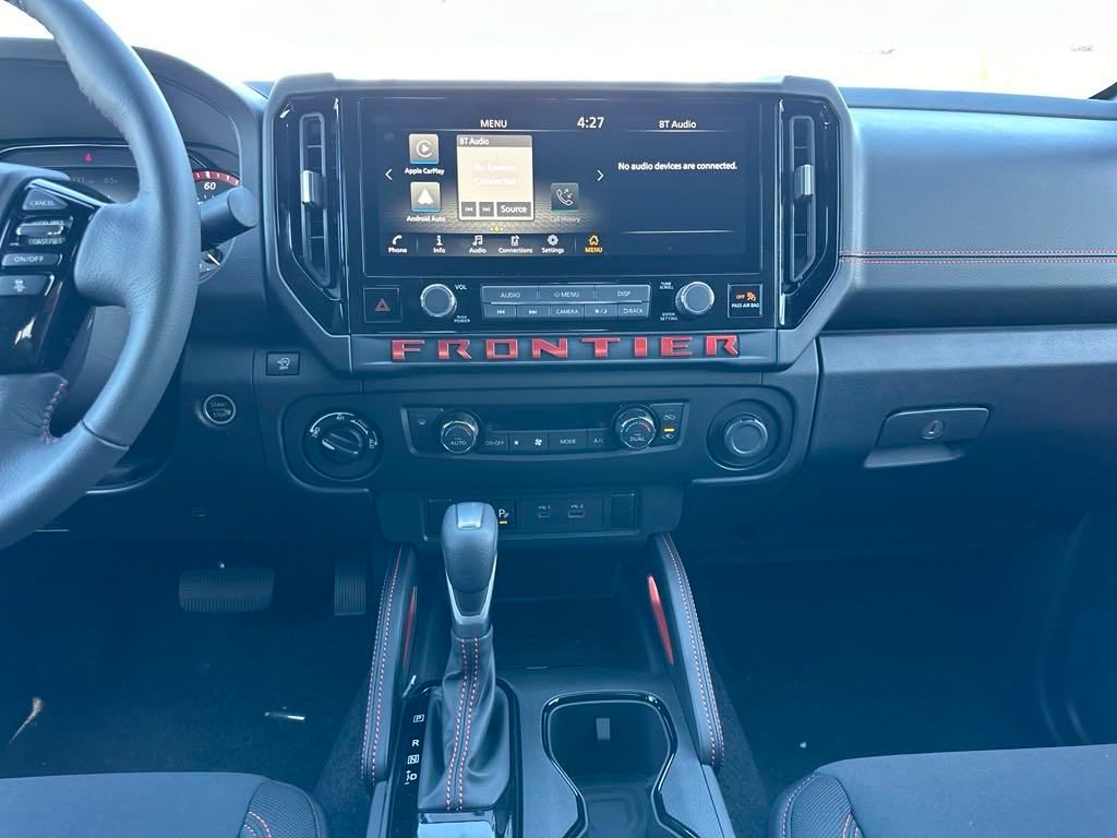 2025 Nissan Frontier PRO-4X photo