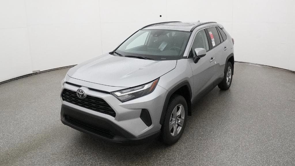 Thumbnail: 2025 Toyota RAV4 - 31