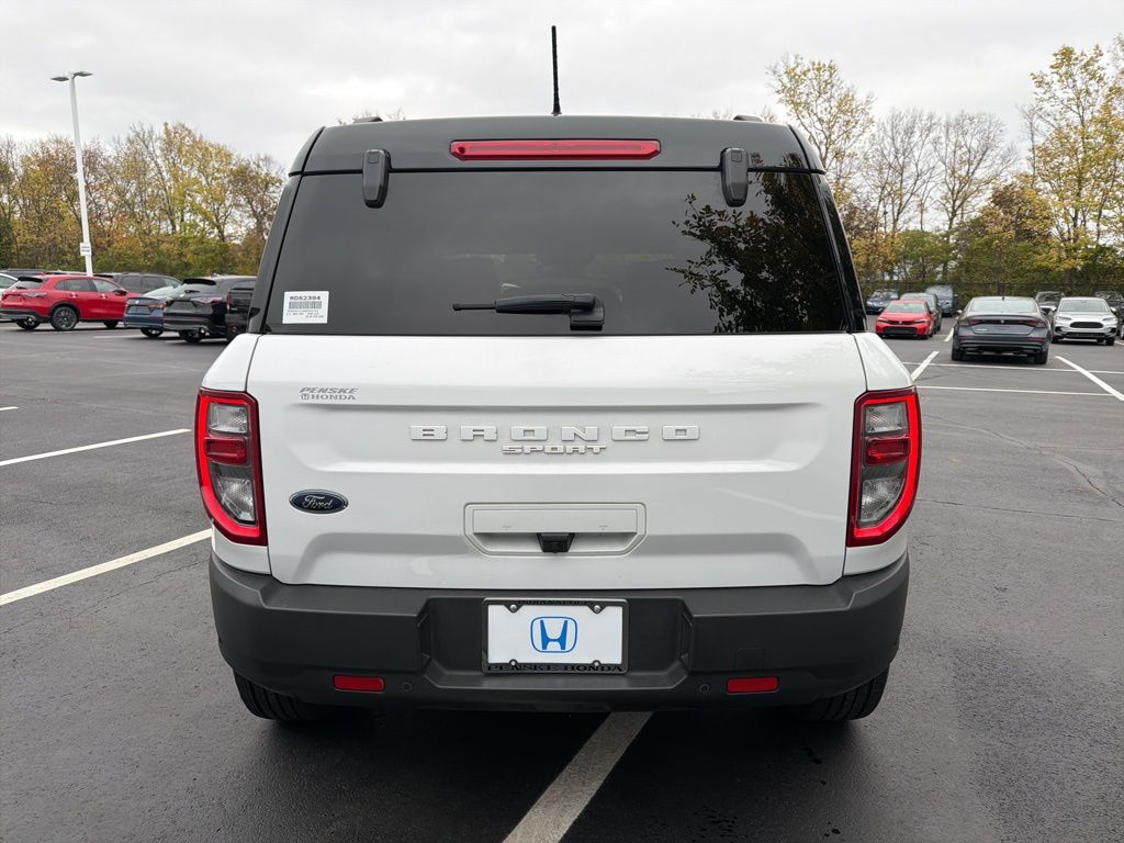 Thumbnail: 2022 Ford Bronco Sport - 4