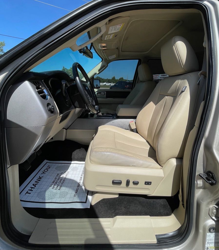 2017 Ford Expedition Limited Gold at Community Honda