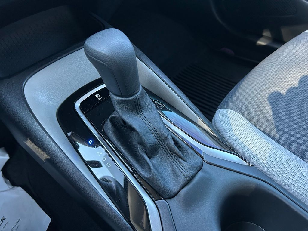 Thumbnail: 2025 Toyota Corolla - 25