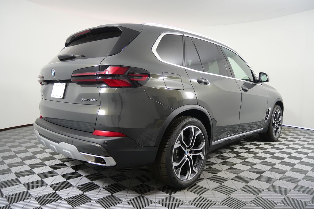Thumbnail: 2026 BMW X5 - 3