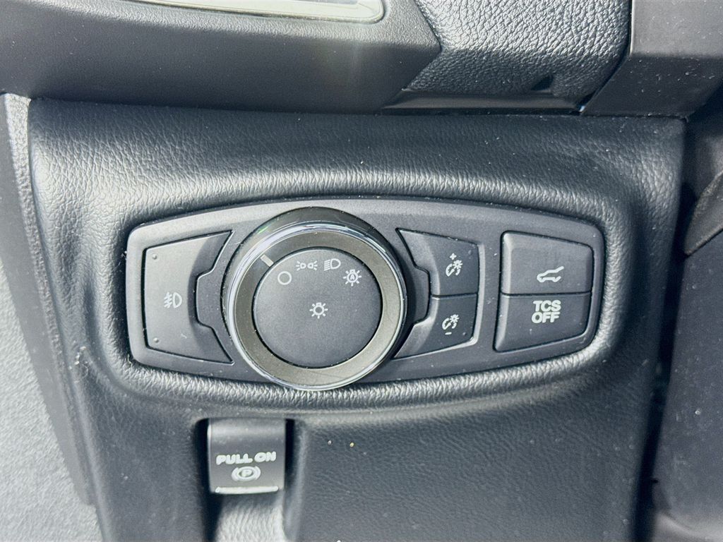 Used Car 2020 Lincoln Nautilus  Reserve For Sale Under $25,000 In Austin, Texas