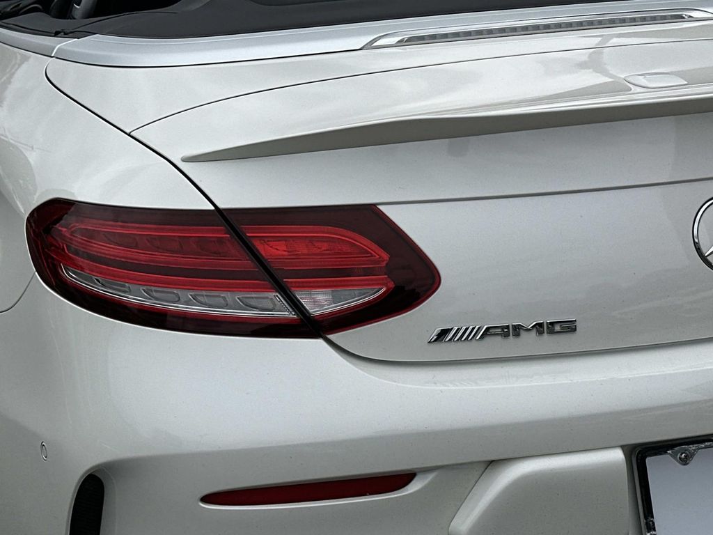 Thumbnail: 2021 Mercedes-Benz C-Class - 10