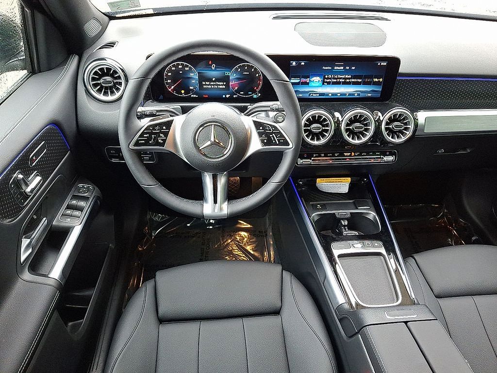 Thumbnail: 2025 Mercedes-Benz GLB - 8