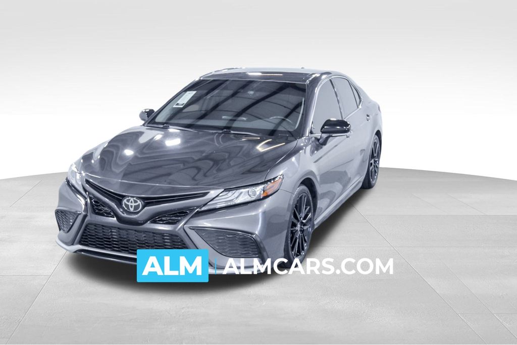 2022 Toyota Camry XSE's photo