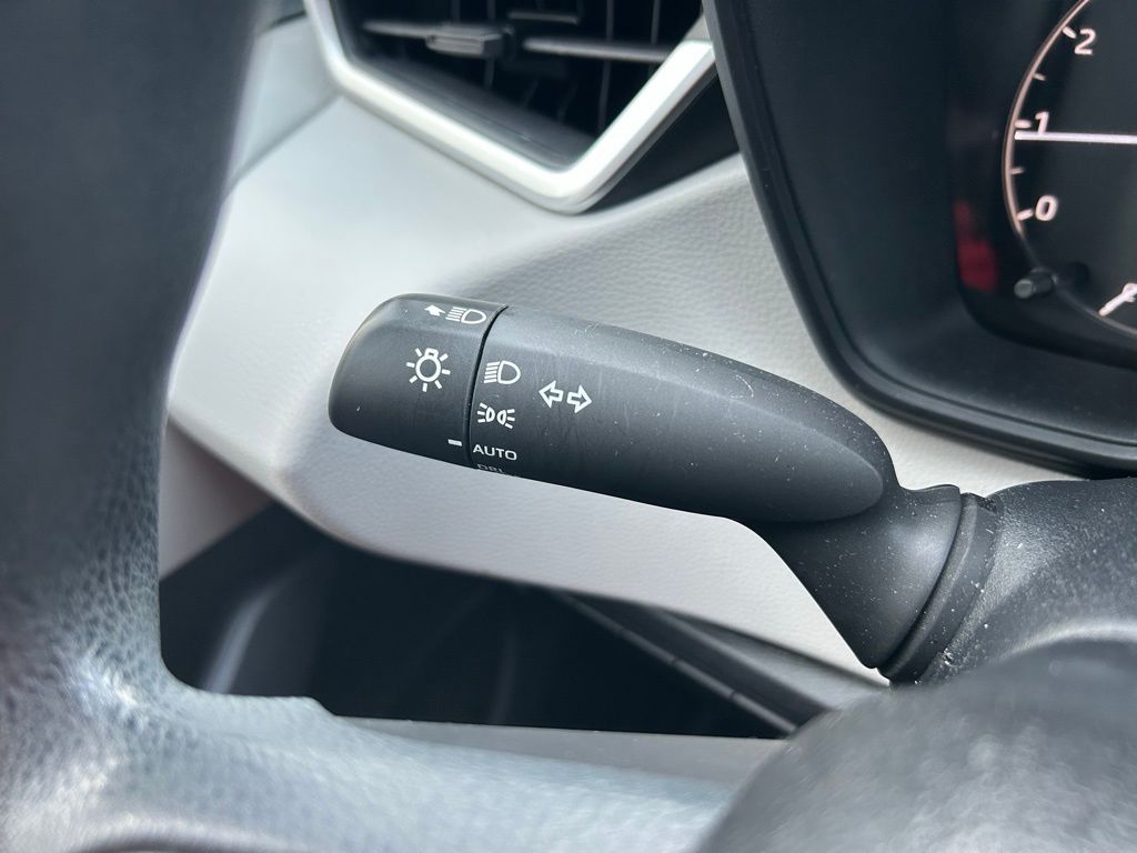 Thumbnail: 2023 Toyota Corolla - 21
