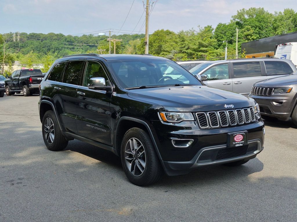 Diamond Black Crystal Pearlcoat 2020 Jeep Grand Cherokee SUV / Crossover Four-Wheel Drive 8-Speed Automatic