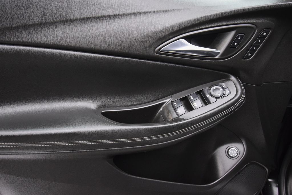 used 2022 Buick Encore GX car, priced at $23,000