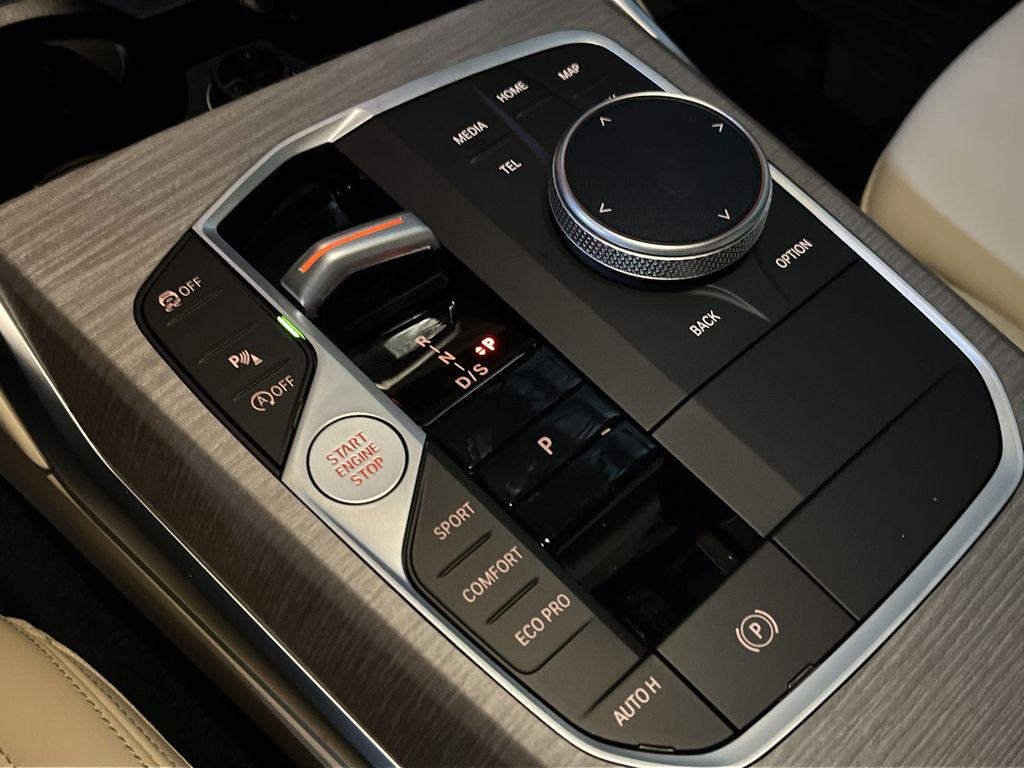 Thumbnail: 2025 BMW 3 Series - 20