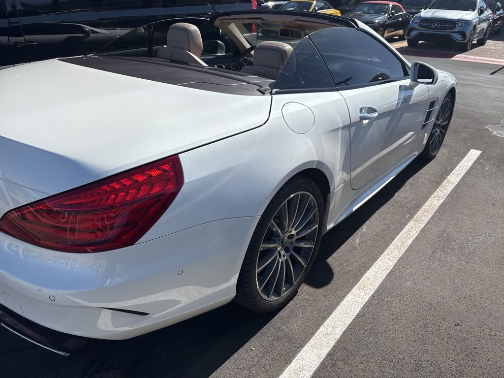 Thumbnail: 2017 Mercedes-Benz SL-Class - 4
