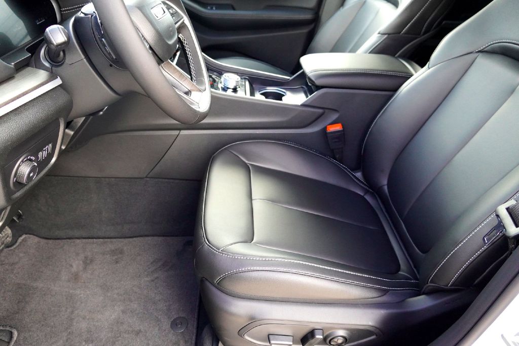 New Car 2025 Jeep Grand Cherokee L  Limited For Sale Under $60,000 In Taylor, Texas