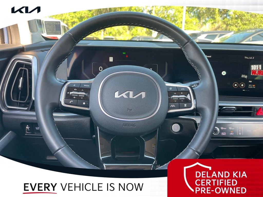 Used 2025 Kia Sorento SUV