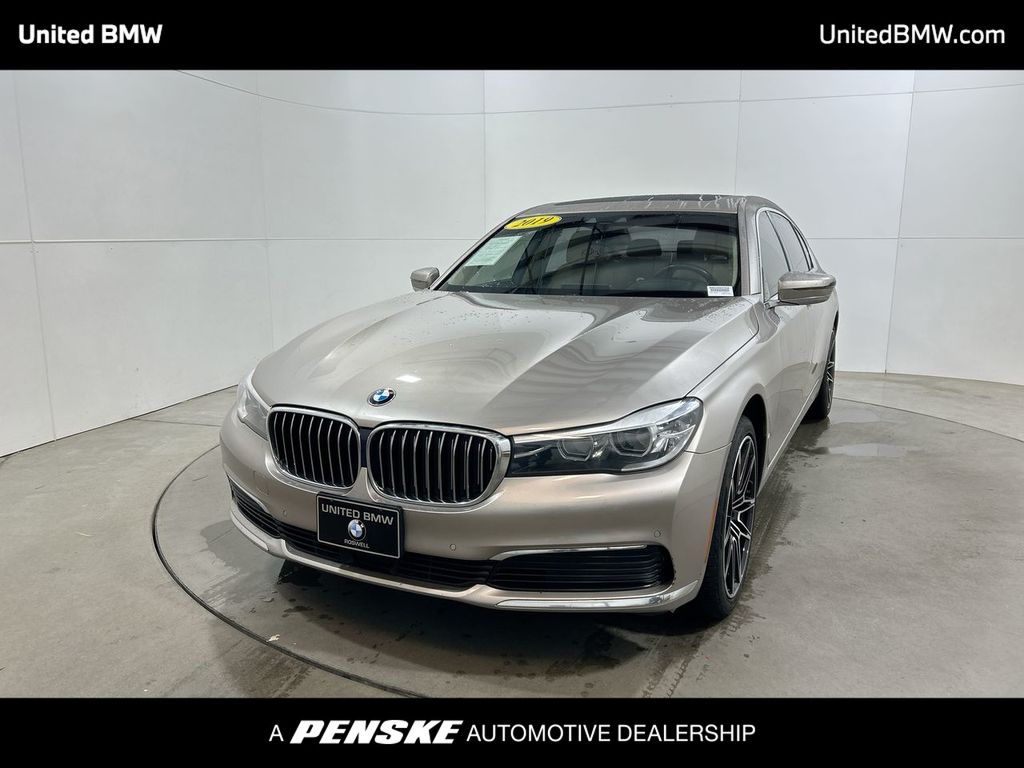 2019 BMW 7 Series 740i xDrive Hero Image